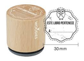 Woodies stamp Este libro pertenece a...